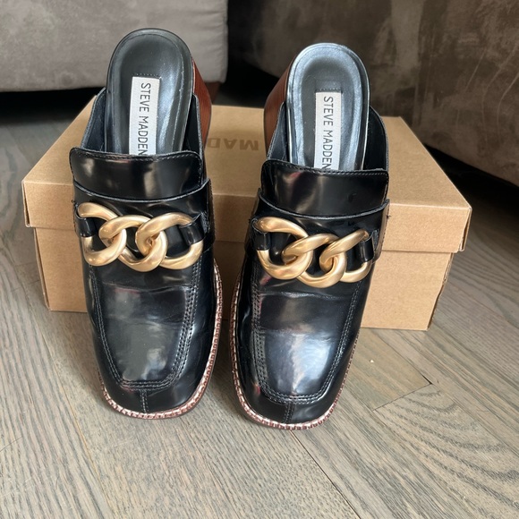 Steve Madden size 6 loafers - Picture 3 of 3